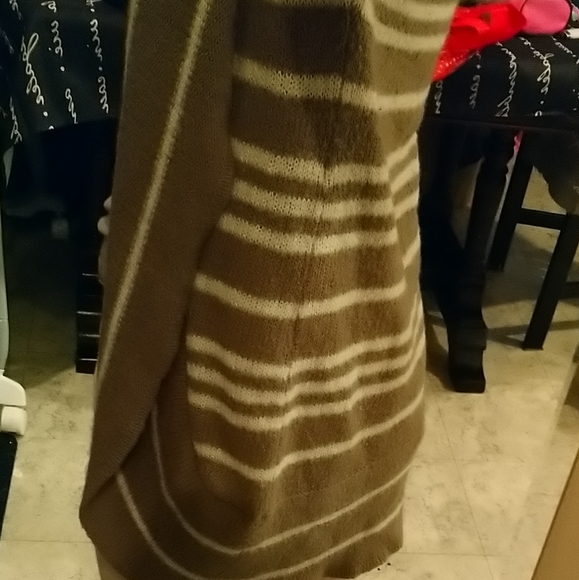 Top carigan - Picture 3 of 3